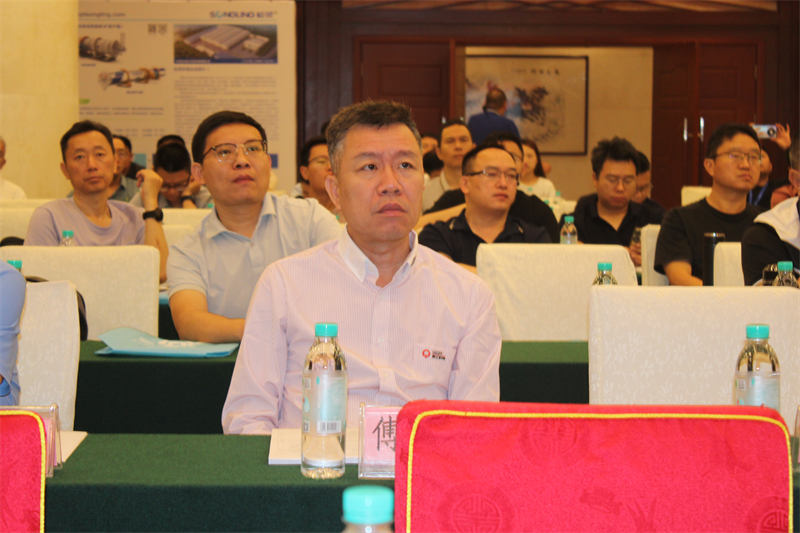 Dumalo ang QGM Group sa ika -6 na China Metallurgical Solid Waste Treatment Summit, na nakatuon sa berde at matalinong solidong paggawa ng basura ng ladrilyo